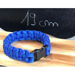 Collier Bleu Electrique